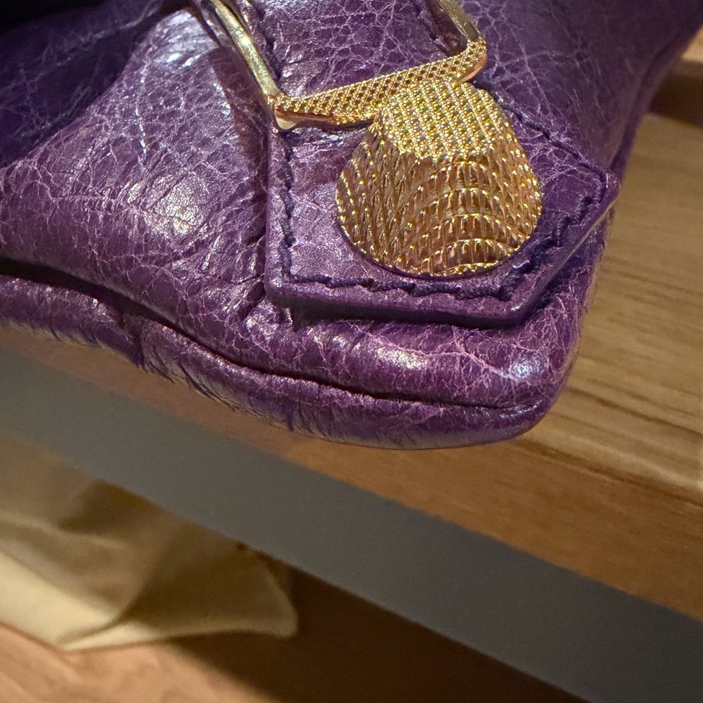 Balenciaga Purple Clutch with Giant Hardware - Picture 4 of 13